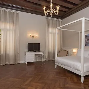 Hotel Ih Salute Palace (adults Only), Venice